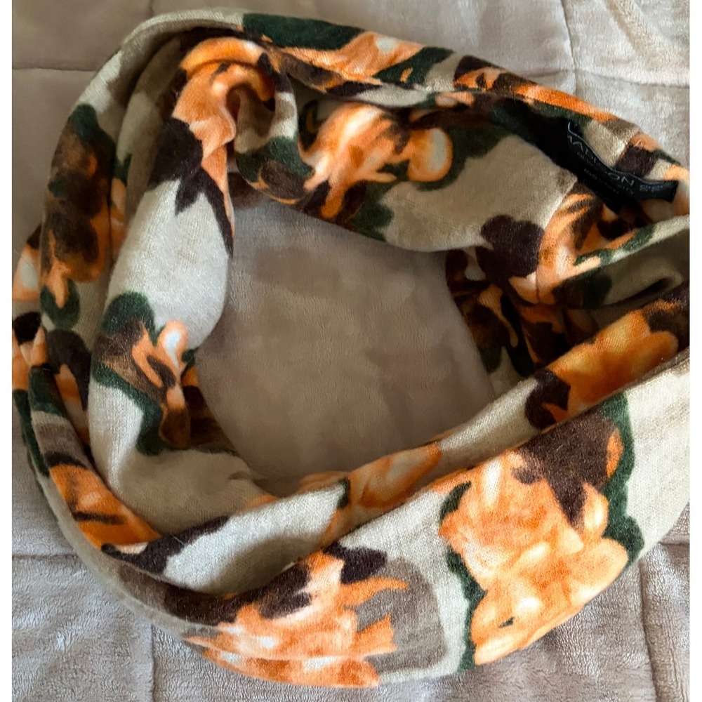 NWOT Madison 88 Floral Infinity‎ Scarf Super Soft!